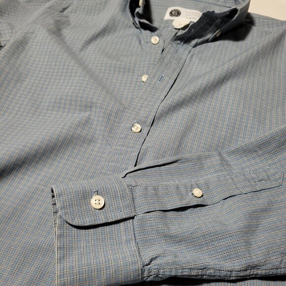 Club Monaco Men's Shirt - Picture 5 of 7